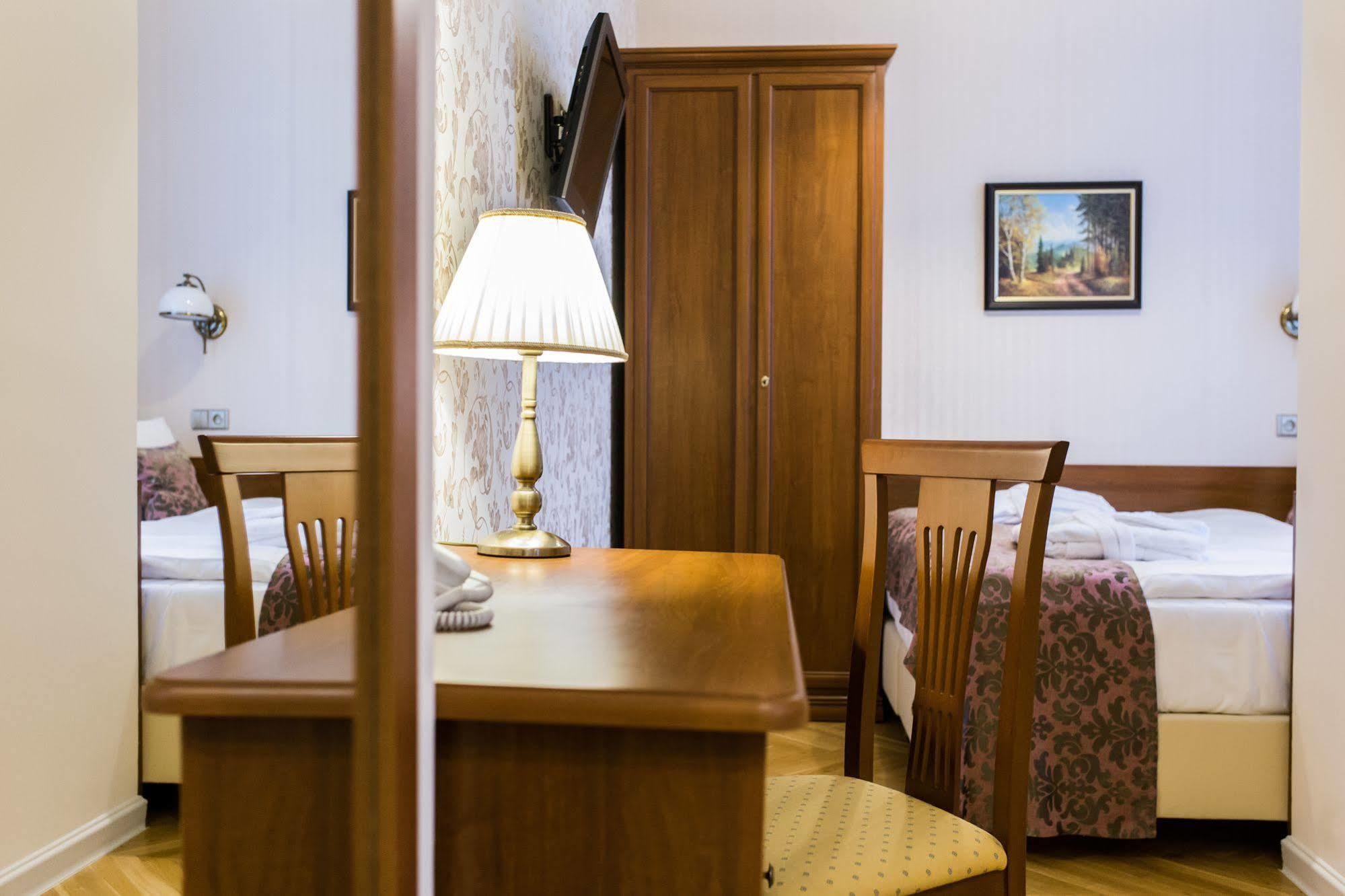 Hotel Katerina 4*