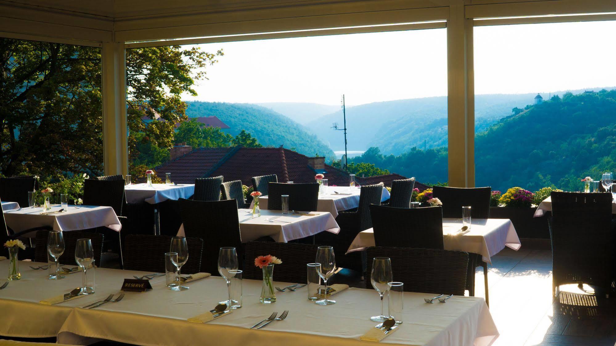 Hotel Katerina 4*